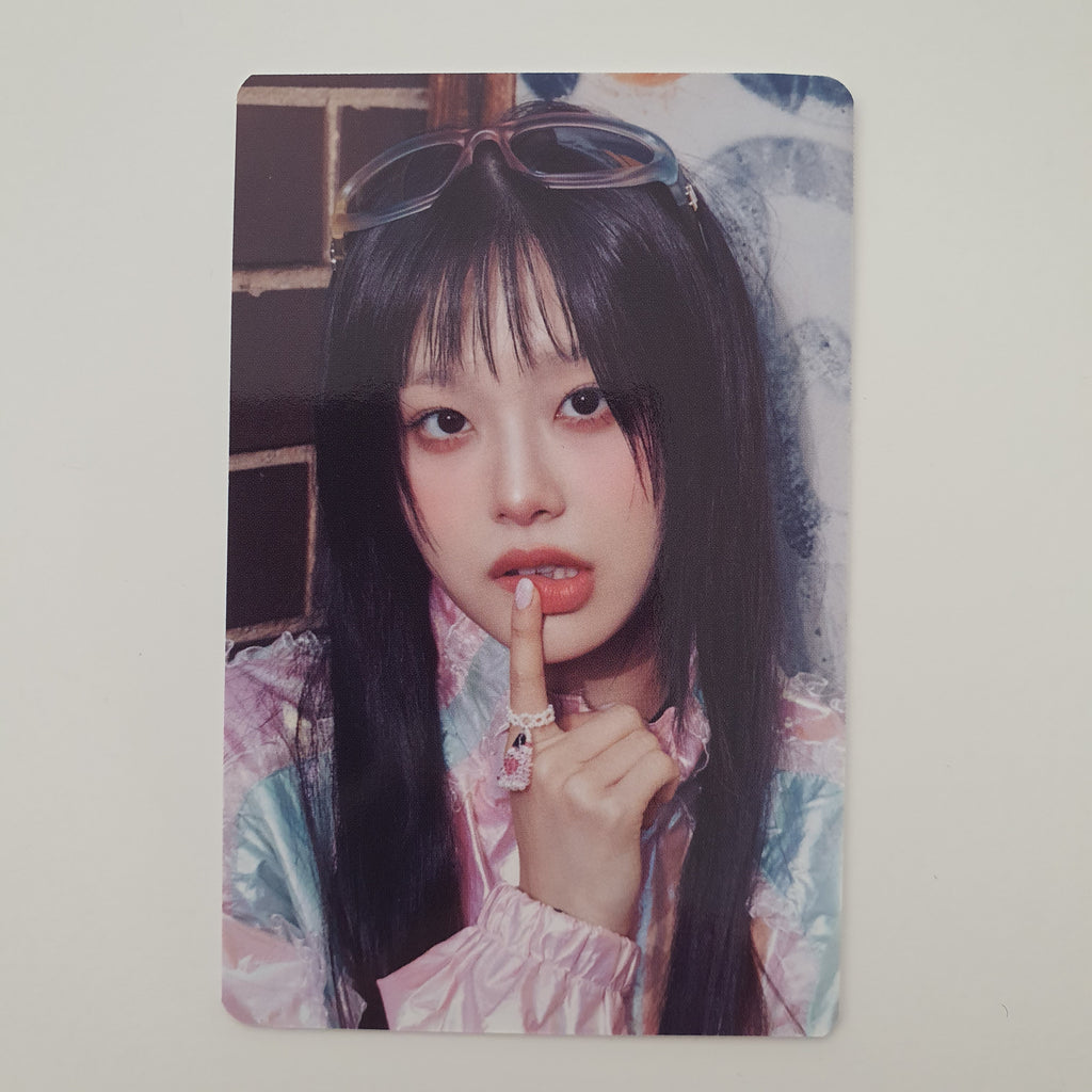 CHUU (LOONA) - STRAWBERRY RUSH STAYG ALBUM QR PHOTOCARD – KYYO