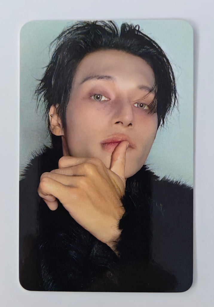 ATEEZ - GOLDEN HOUR : Part.4 HELLOLIVE Official Photocard – KYYO