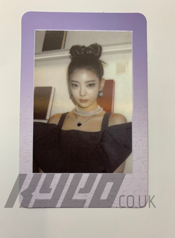 Itzy Crazy in Love Official synnara Polaroid Photocard - Lia