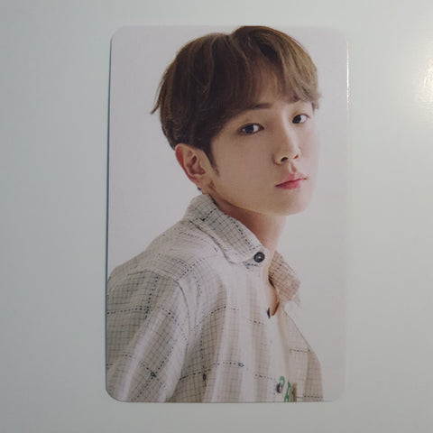 SHINEE Season's Greetings 2024 Photocard KEY