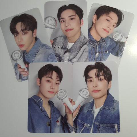 A.C.E - LIGHTSTICK WITH MUU PHOTOCARD
