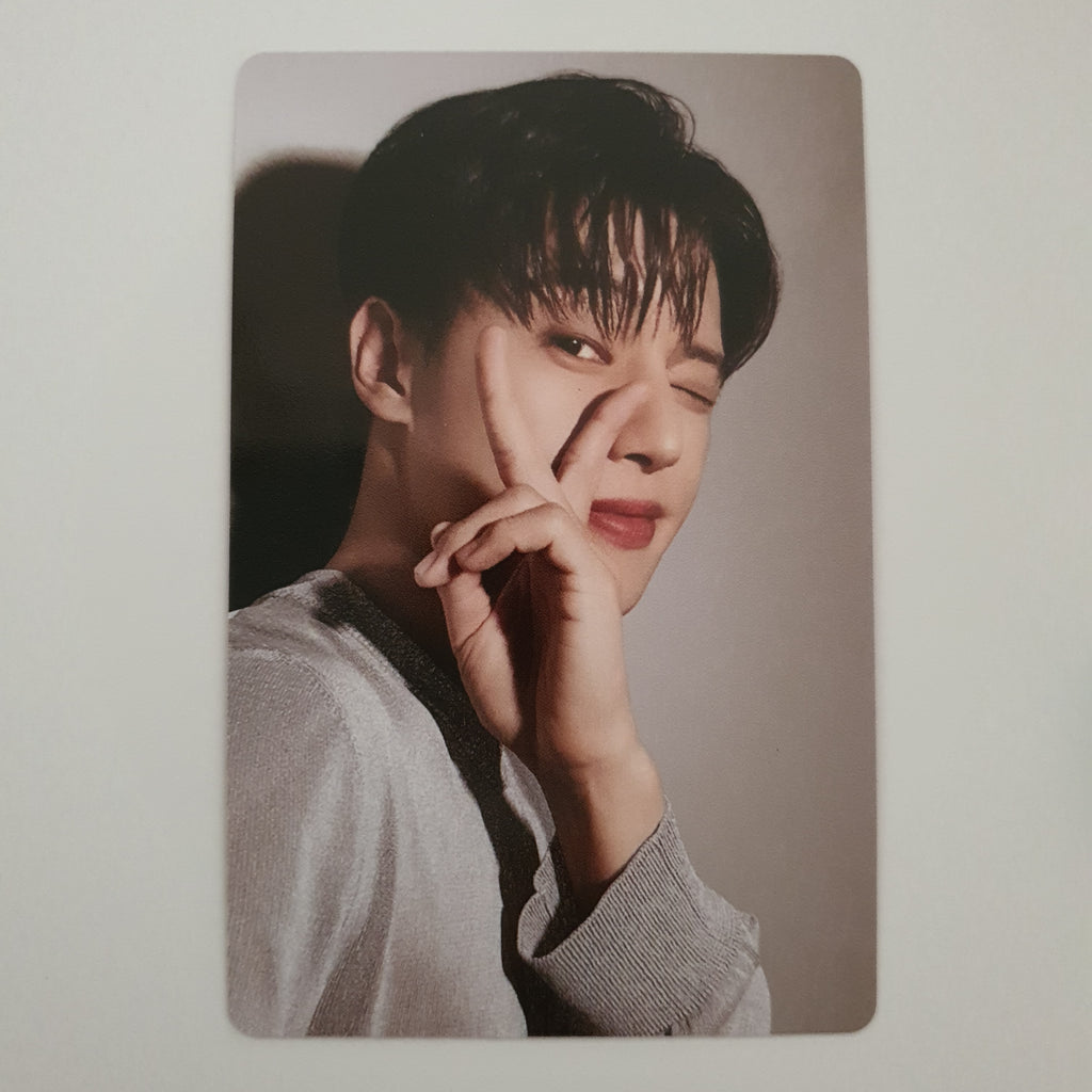 ATEEZ - GOLDEN HOUR Part.1 Photocard (Wooyoung) – KYYO