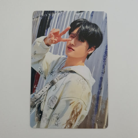 ATEEZ - GOLDEN HOUR Part.1 Photocard (Wooyoung)