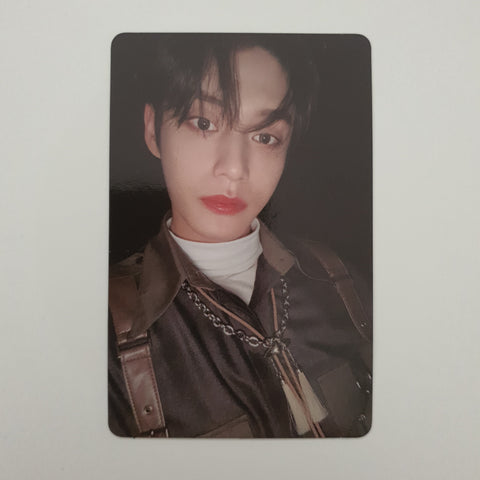 ZEROBASEONE - MELTING POINT PHOTOCARD (Jiwoong)