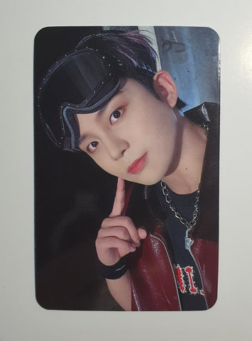 ATEEZ - THE WORLD EP.2 : OUTLAW SOUNDWAVE PHOTOCARD (JONGHO)