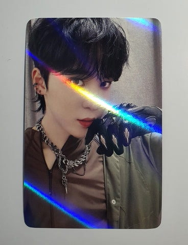 ATEEZ - THE WORLD EP.2 : OUTLAW MAKESTAR PHOTOCARD (YUNHO)