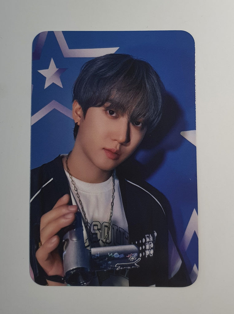 STRAY KIDS - SEASON'S GREETINGS 2025 SOUNDWAVE PHOTOCARD – KYYO