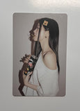 LE SSERAFIM - HOT (WEVERSE ALBUM) PHOTOCARD