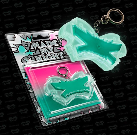 [PREORDER] : LE SSERAFIM - Made My Night (Glow Clicker Keychain ver.)