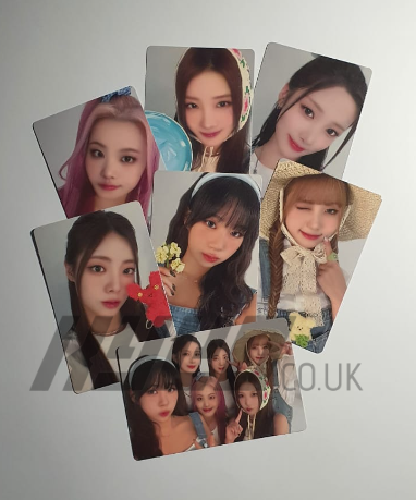 PURPLE KISS - SEASON'S GREETINGS 2024 PHOTOCARD