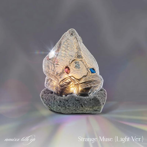 [PREORDER] : NMIXX - Strange Muse (Light Ver.) (FANS Album Ver.)