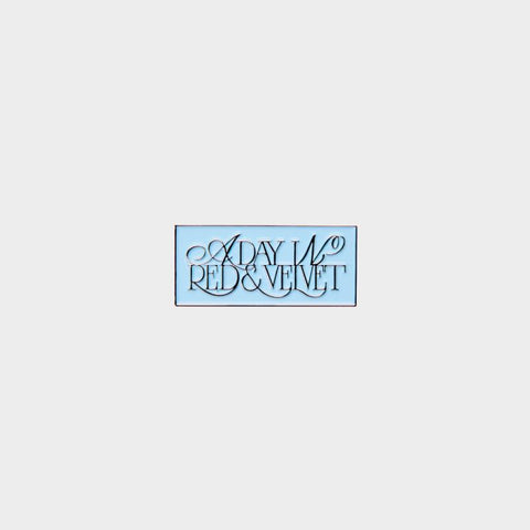 [PREORDER] : Red Velvet - 2026 Red Velvet FAN-CON : [A Day in Red & Velvet] : BADGE