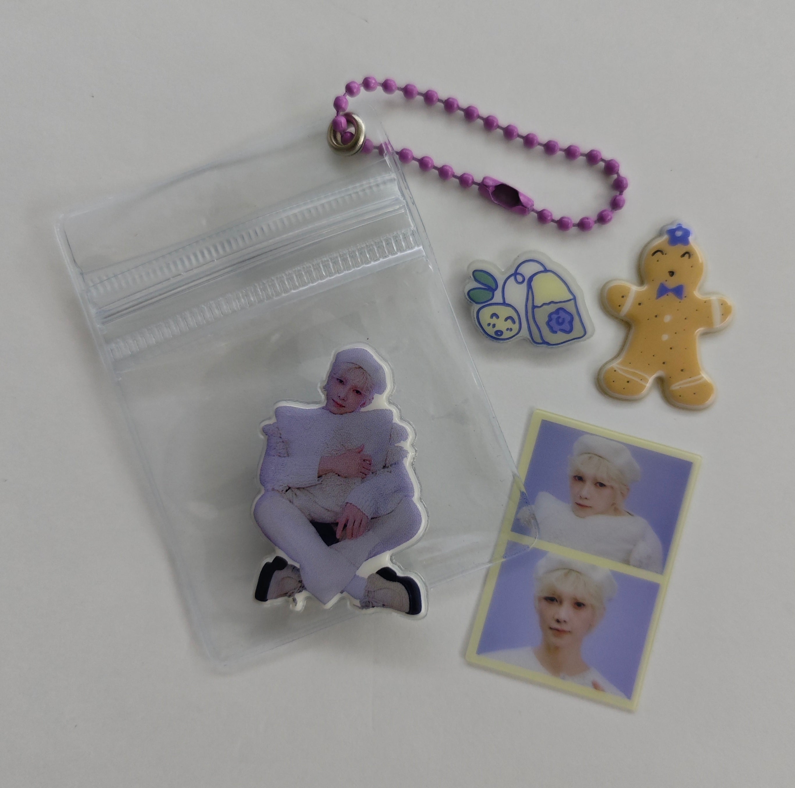 ATEEZ - 2026 SEASON'S GREETINGS Official PVC Keyring (Yeosang) – KYYO