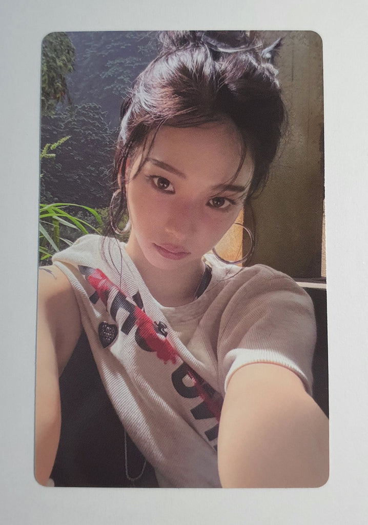 AESPA RICH MAN LUCKY DRAW WEVERSE Official Photocard KYYO
