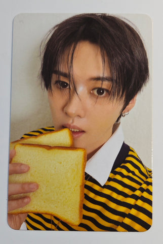 Stray Kids - THIS & THAT Official Photocard (&ver.) Lee Know