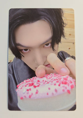 ATEEZ - GOLDEN HOUR : Part.3 TOKTOQ Donut Official Photocard (Mingi)