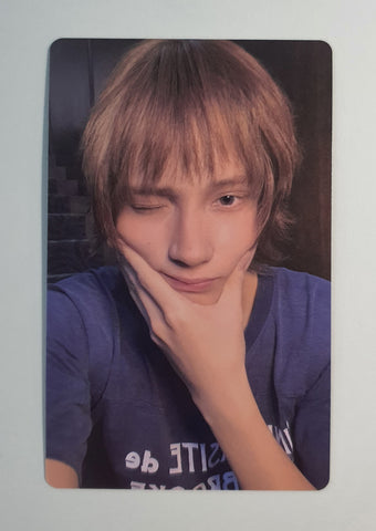 TOMORROW X TOGETHER (TXT) - THE STAR CHAPTER: TOGETHER WEVERSE PHOTOCARD (HUENING KAI)