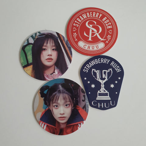 SET OF 4 MAGNETS CHUU STRAWBERRY RUSH
