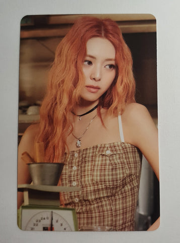 ITZY - GIRLS WILL BE GIRLS POP-UP PHOTOCARD (yuna)
