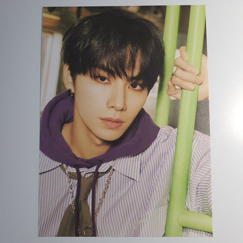 WAYV - SMCU EXPRESS/KWANGYA POSTCARD (Xiaojun)