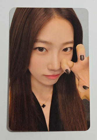 LE SSERAFIM - SPAGHETTI APPLEMUSIC Official Photocard (Kazuha)
