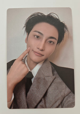 ATEEZ - GOLDEN HOUR : Part.5 Official Photocard (Seonghwa)