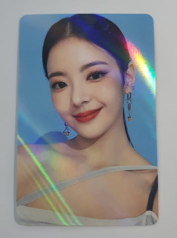 ITZY - CHESHIRE MAKESTAR Hologram Official Photocard (LIA)