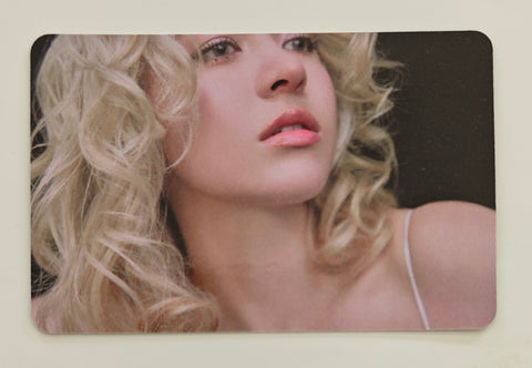 NMIXX - Heavy Serenade AppleMusic Official Photocard (Lily)