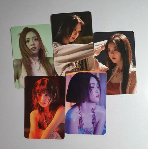 ITZY - GIRLS WILL BE GIRLS BDM PHOTOCARD (Set B)