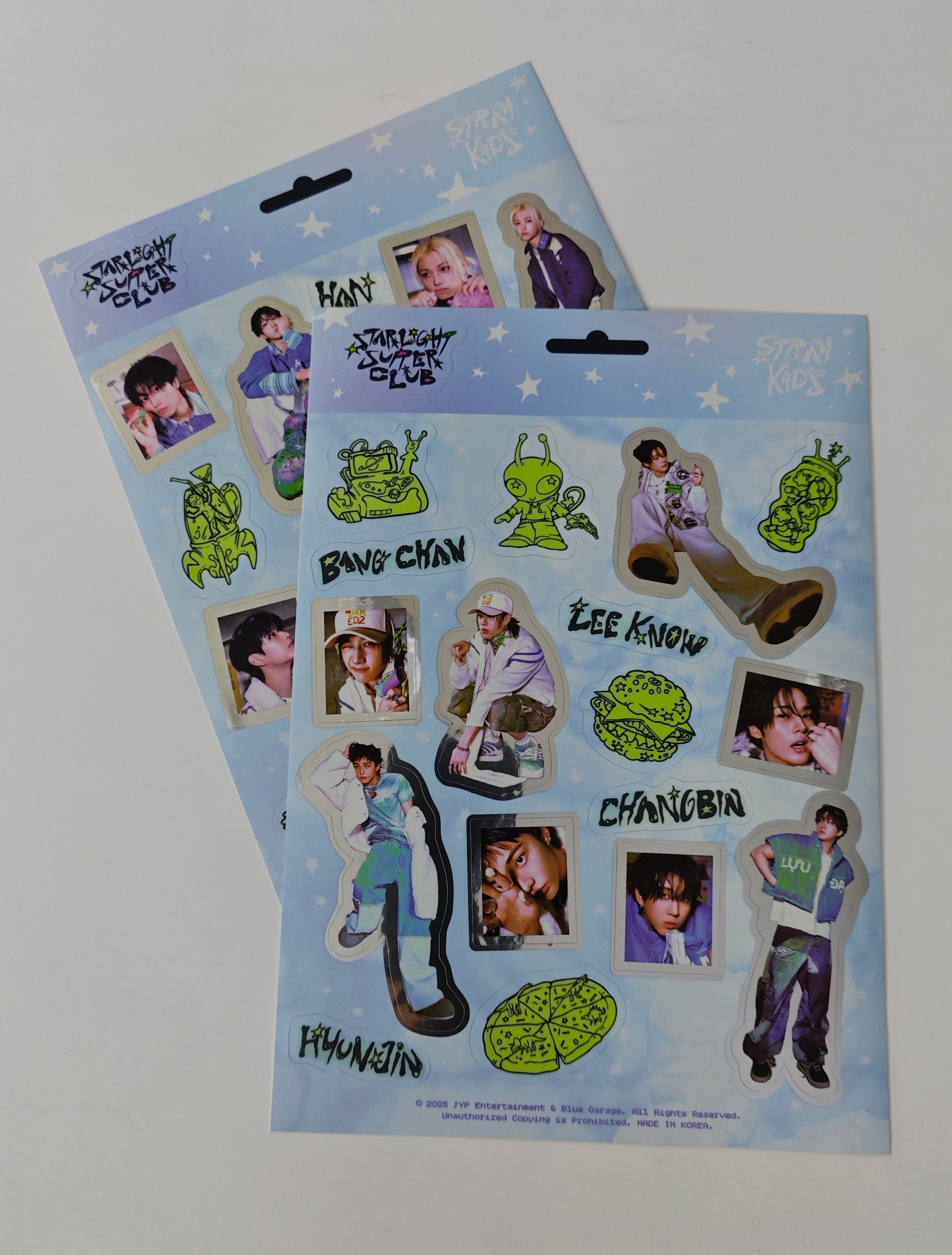 CORTIS 2026 SEASON’S GREETINGS トレカ、ステッカー STRAY KIDS - 2026 SEASON'S GREETINGS Set of 2 Stickers – KYYO