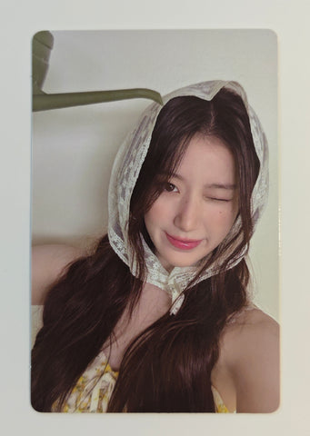 I-dle - 2026 SEASON'S GREETING CUBEE Official Photocard (Shuhua)