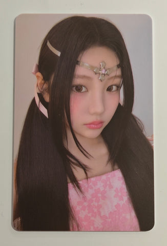 ILLIT - BOMB Weverse  Official PVC Card (Wonhee)
