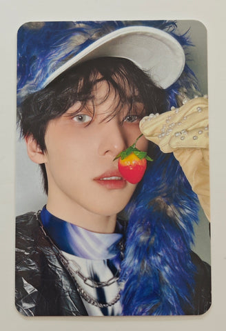 ATEEZ - GOLDEN HOUR : Part.5 Makestar Official Photocard (Yunho)