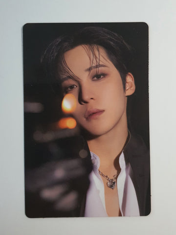 ATEEZ - Golden Hour part.3 : In Your Fantasy Photocard (YUNHO)