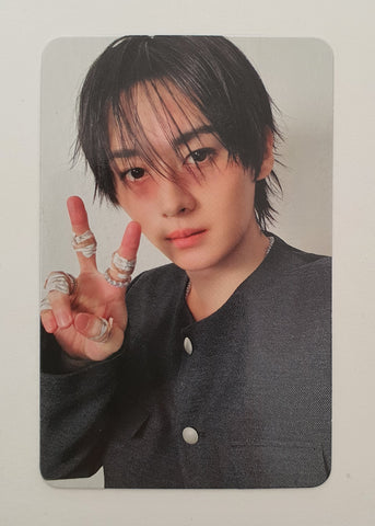 STRAY KIDS - KARMA Official Photocard ACCORDION VER. (LEE KNOW)