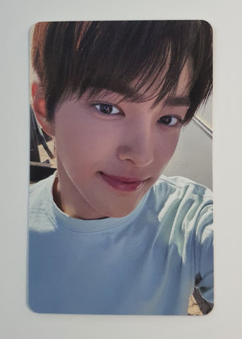 CORTIS - COLOR OUTSIDE THE LINES SOUNDWAVE Official Photocard (KEONHO)