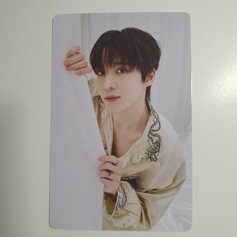 ATEEZ - GOLDEN HOUR Part.1 Album Photocard (Yunho)