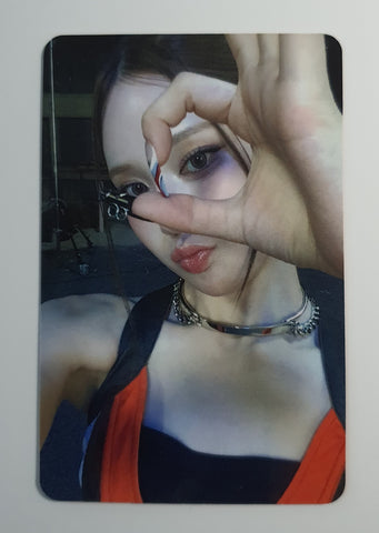 IZNA - NOT JUST Pretty AppleMusic Official Photocard (JEEMIN)