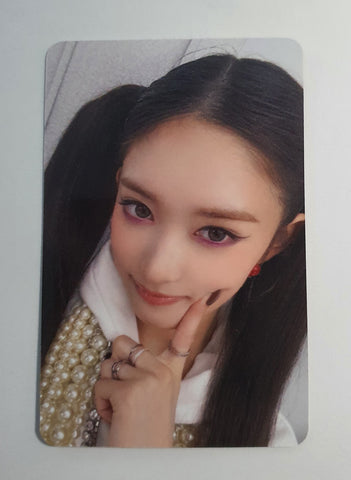 IVE - SECRET APPLEMUSIC PHOTOCARD (LEESEO)
