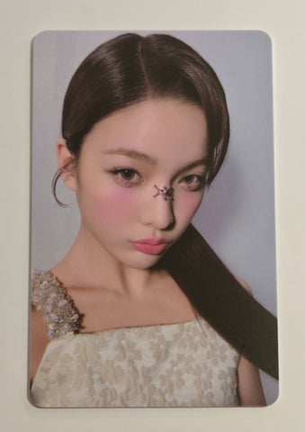 ILLIT - BOMB Weverse  Official PVC Card (Iroha)