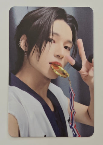 ATEEZ - THE WORLD EP.FIN : WILL Makestar Official Photocard (Wooyoung)