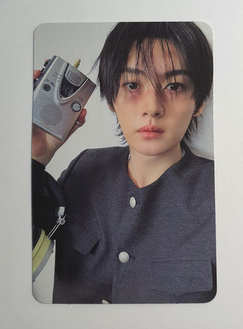 STRAY KIDS - KARMA Official Photocard SKZOO Ver. (LEE KNOW)
