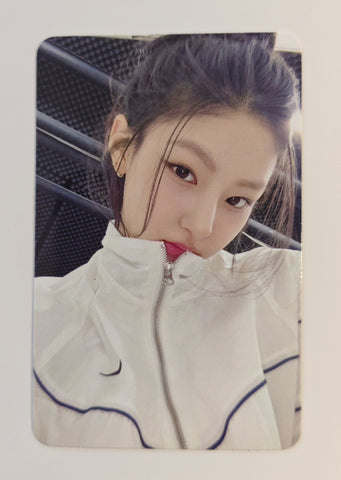 KISS OF LIFE - 2026 SEASON'S GREETINGS Official Photocard (Haneul)