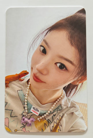 ILLIT - MAMIHLAPINATAPAI GS25 Official Photocard (Moka)