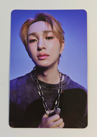 SHINEE - 2026 SEASON'S GREETINGS SM Official Photocard (Onew)