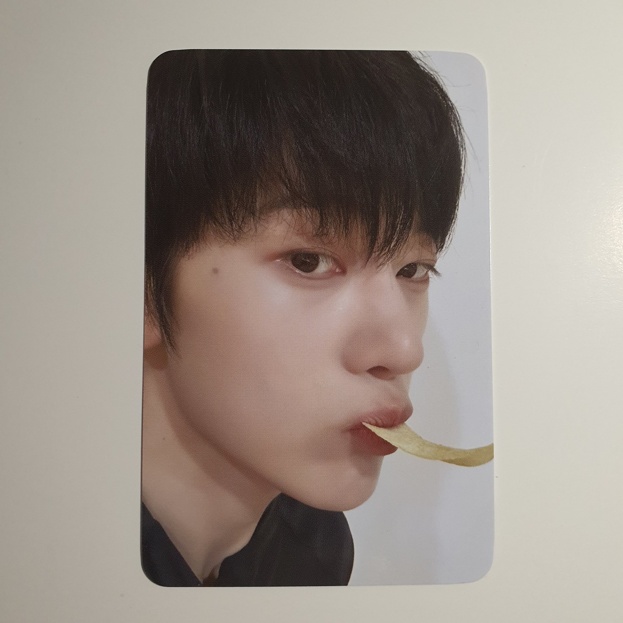 ZEROBASEONE - CINEMA PARADISE SOUNDWAVE PHOTOCARD – KYYO