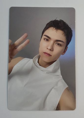 SEVENTEEN - World Tour 2025 New In Incheon Official Photocard (VERNON)