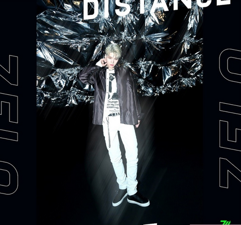 ZELO (젤로) Mini Album Vol. 1 - DISTANCE (Korean Normal Edition)