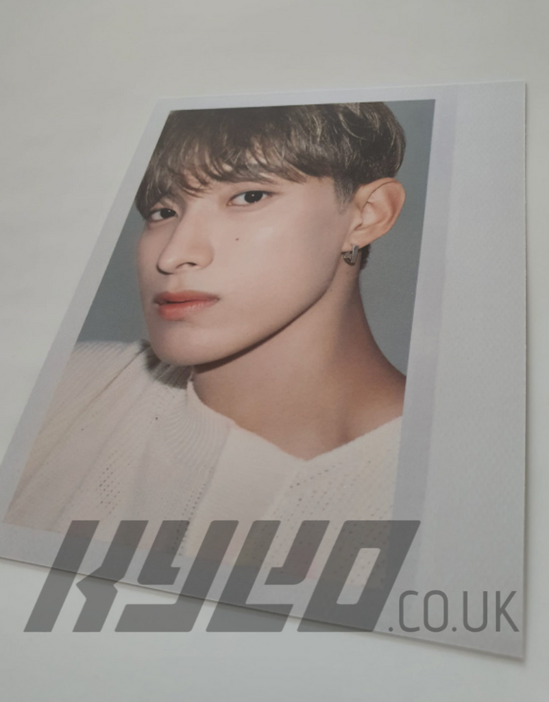 SEVENTEEN Season's Greetings 2022 Instant Photo KYYO
