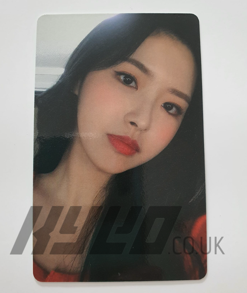LOONA ISLAND 2020 OFFICIAL PHOTOCARD